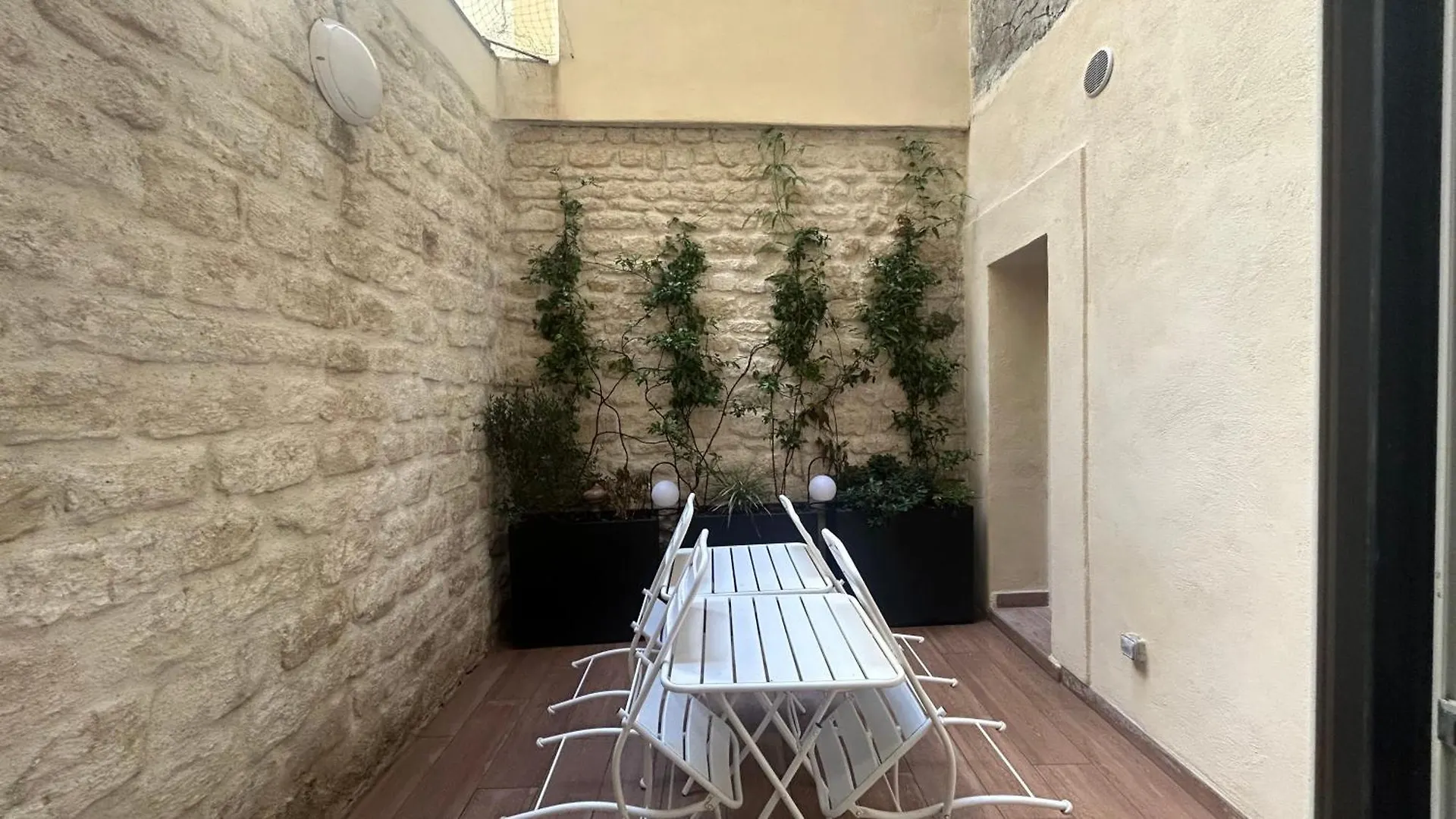 Grand Avec Patio A 14eme パリ